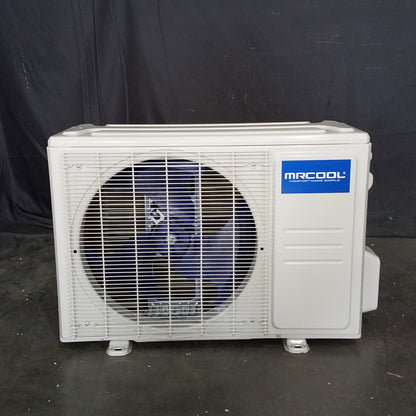 (Scratch/Ding) $595 MRCOOL Advantage 9,000 BTU 115v 19 SEER Ductless Mini Split Air Conditioner and Heat Pump - 115V