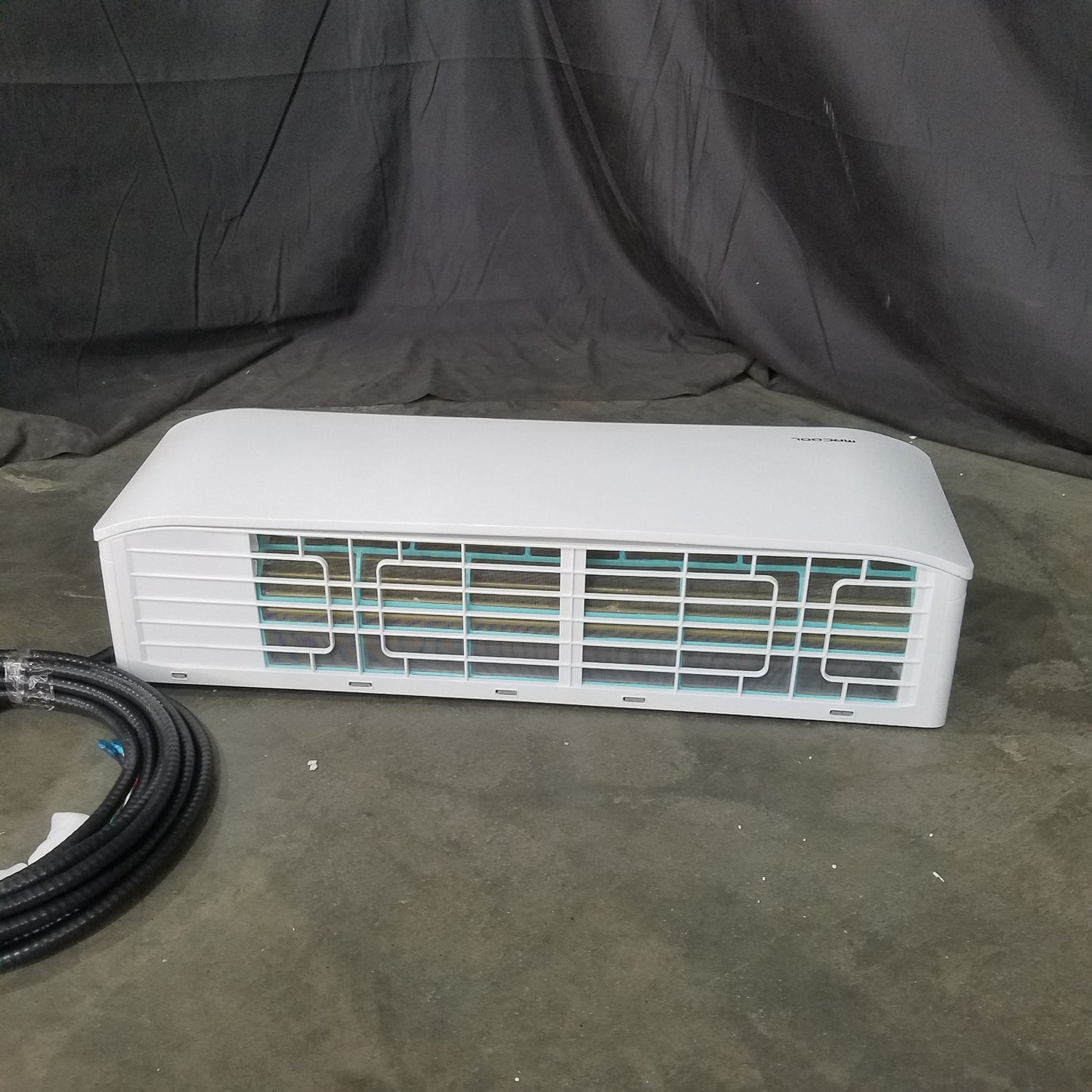 MRCOOL DIY 12k Complete Split System Heat Pump + AC with 25ft line set SCRATCH & DENT